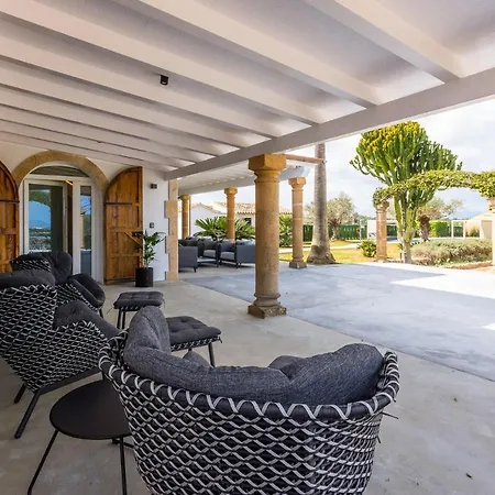 Maties Villa *
